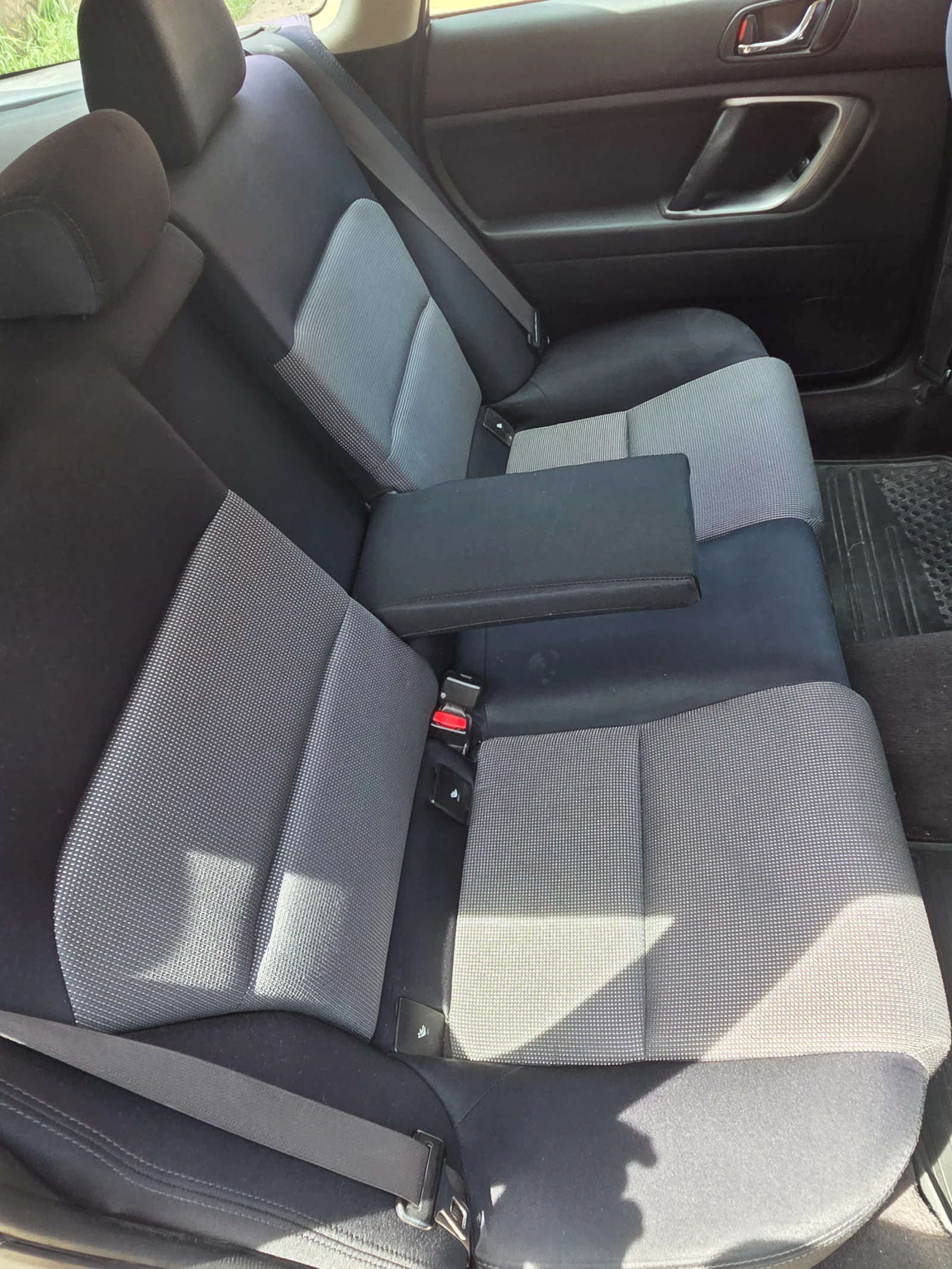 Subaru Legacy 2.0R | Mobile.bg � ����������� 17