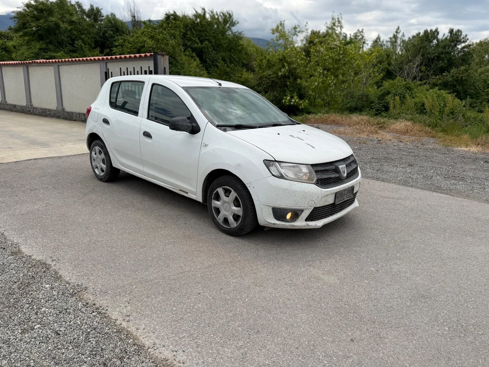 Dacia Sandero, снимка 6 - Автомобили и джипове - 54611314