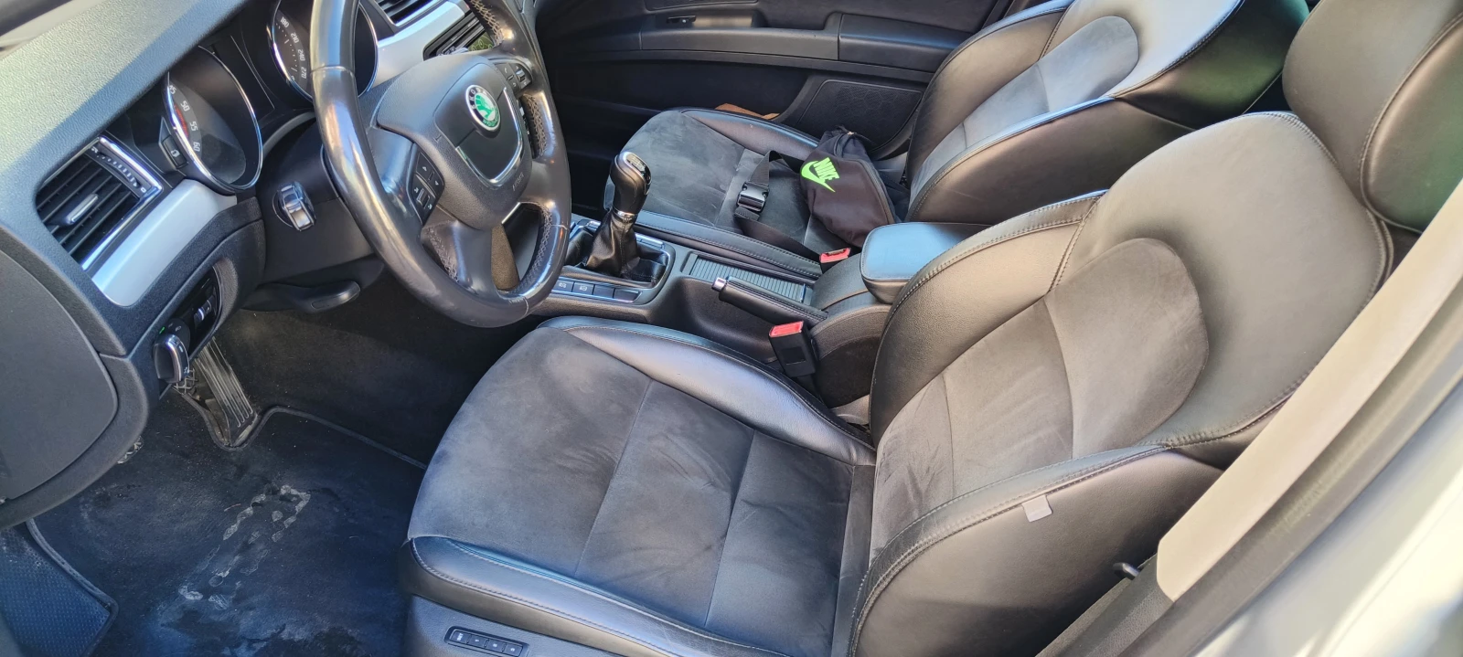 Skoda Superb, снимка 11 - Автомобили и джипове - 54782835
