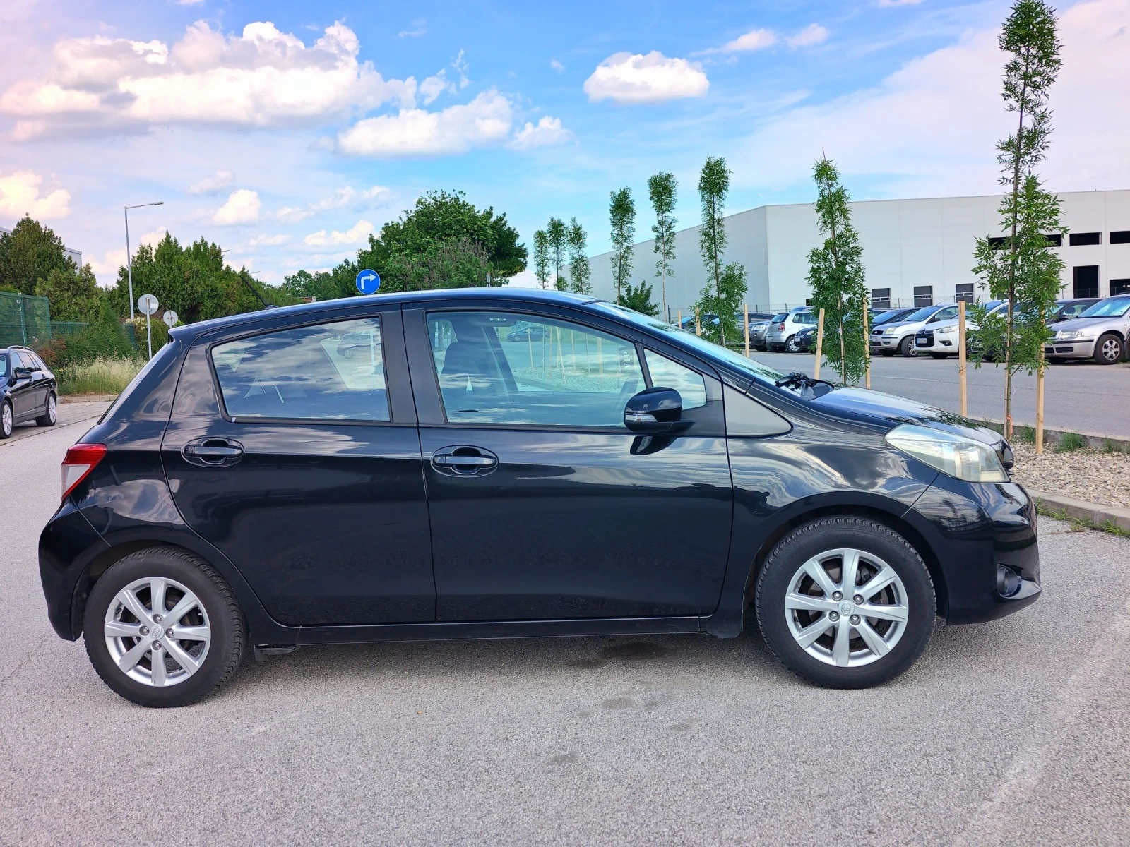 Toyota Yaris Gaz/Brc 1.0 70hp klima, снимка 4 - Автомобили и джипове - 54866482