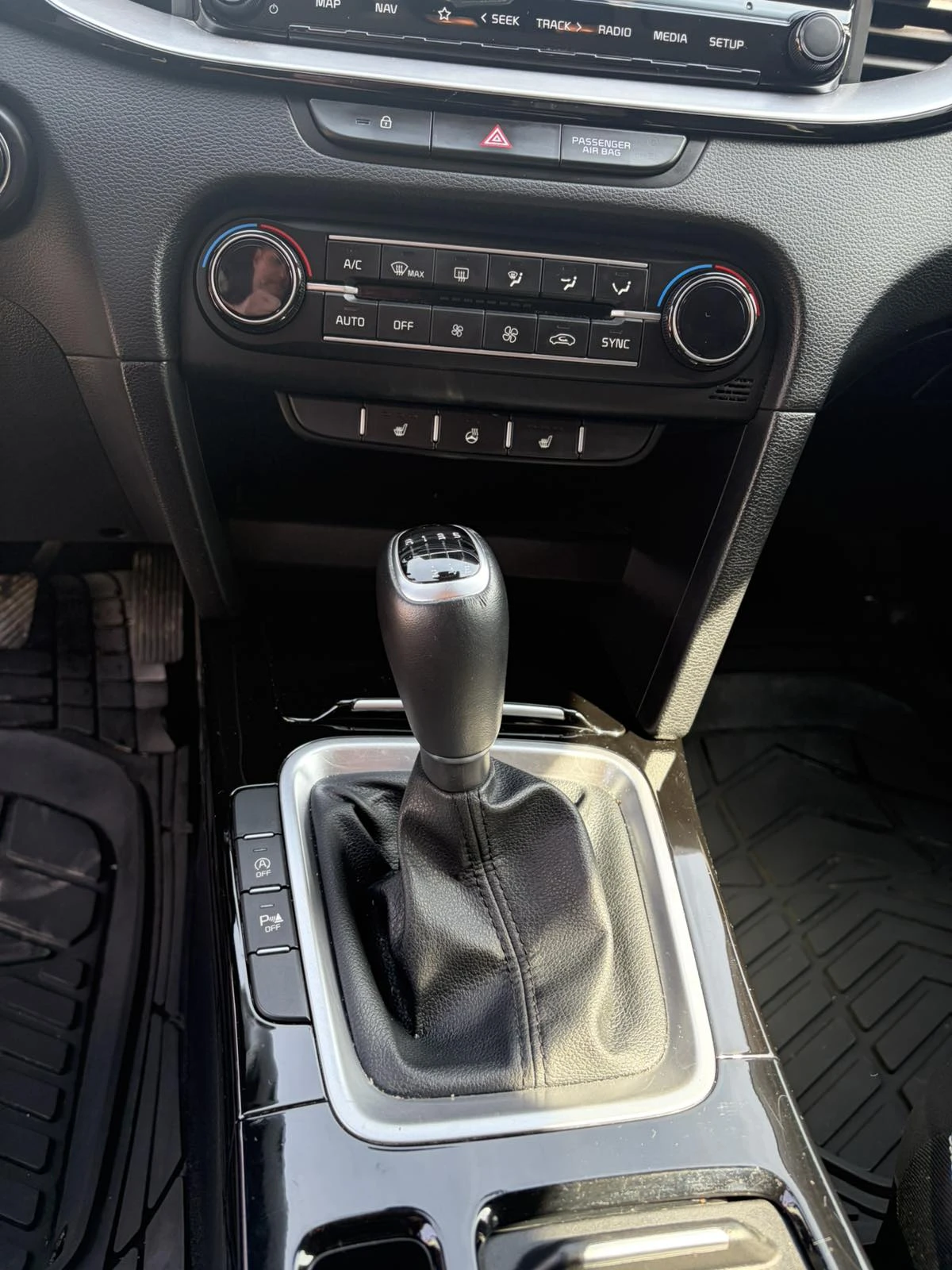 Kia XCeed, снимка 13 - Автомобили и джипове - 54881900