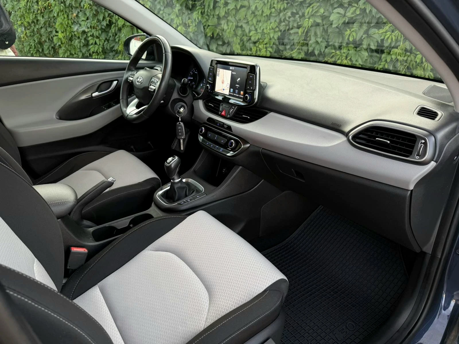 Hyundai I30 1.4i /Trend | Mobile.bg � ����������� 10