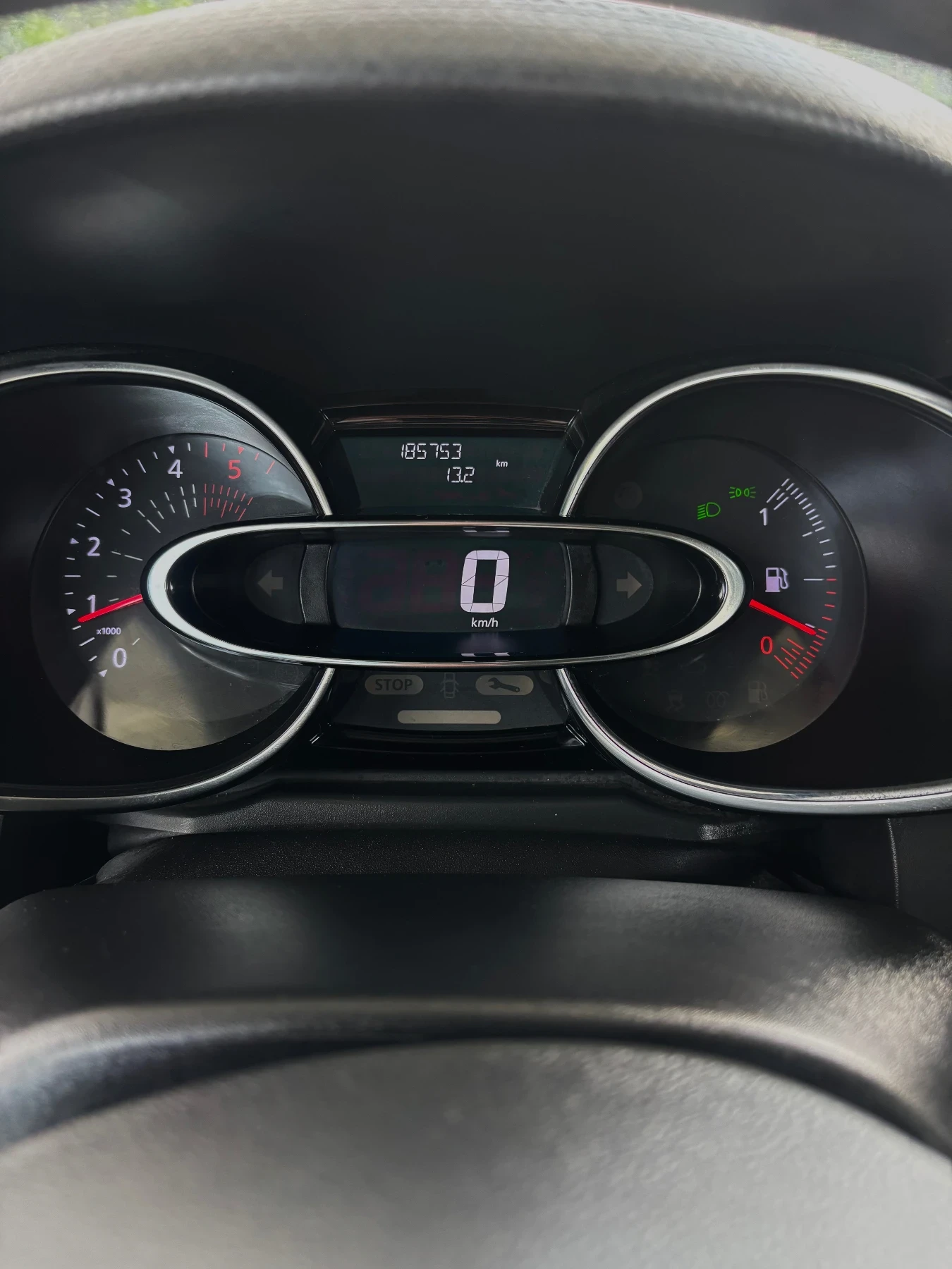 Renault Clio Renault Clio 1.5dci 90к.с. Euro 6, снимка 12 - Автомобили и джипове - 55327005