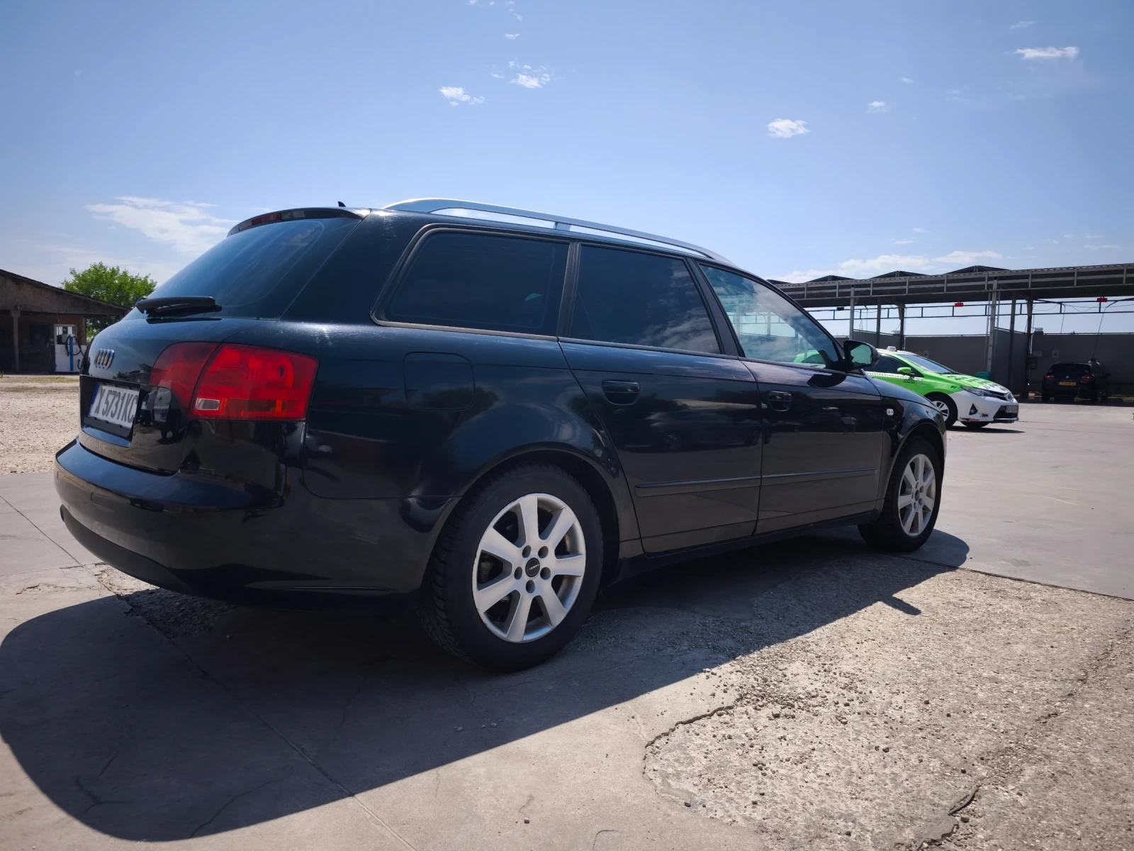 Audi A4 1.9 TDI 6скорусти, снимка 4 - Автомобили и джипове - 55430368