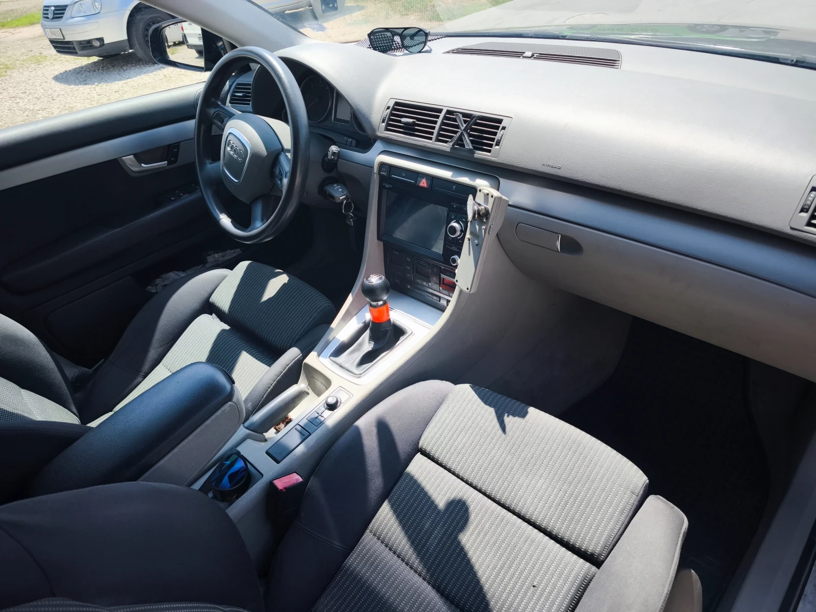 Audi A4 1.9 TDI 6скорусти, снимка 5 - Автомобили и джипове - 55430368