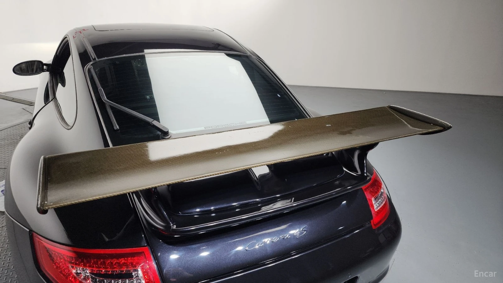 Porsche 911 Carrera 4S* BOSE* ПОДГРЕВ* ШИБИДАХ* CARBON* , снимка 17 - Автомобили и джипове - 55476958