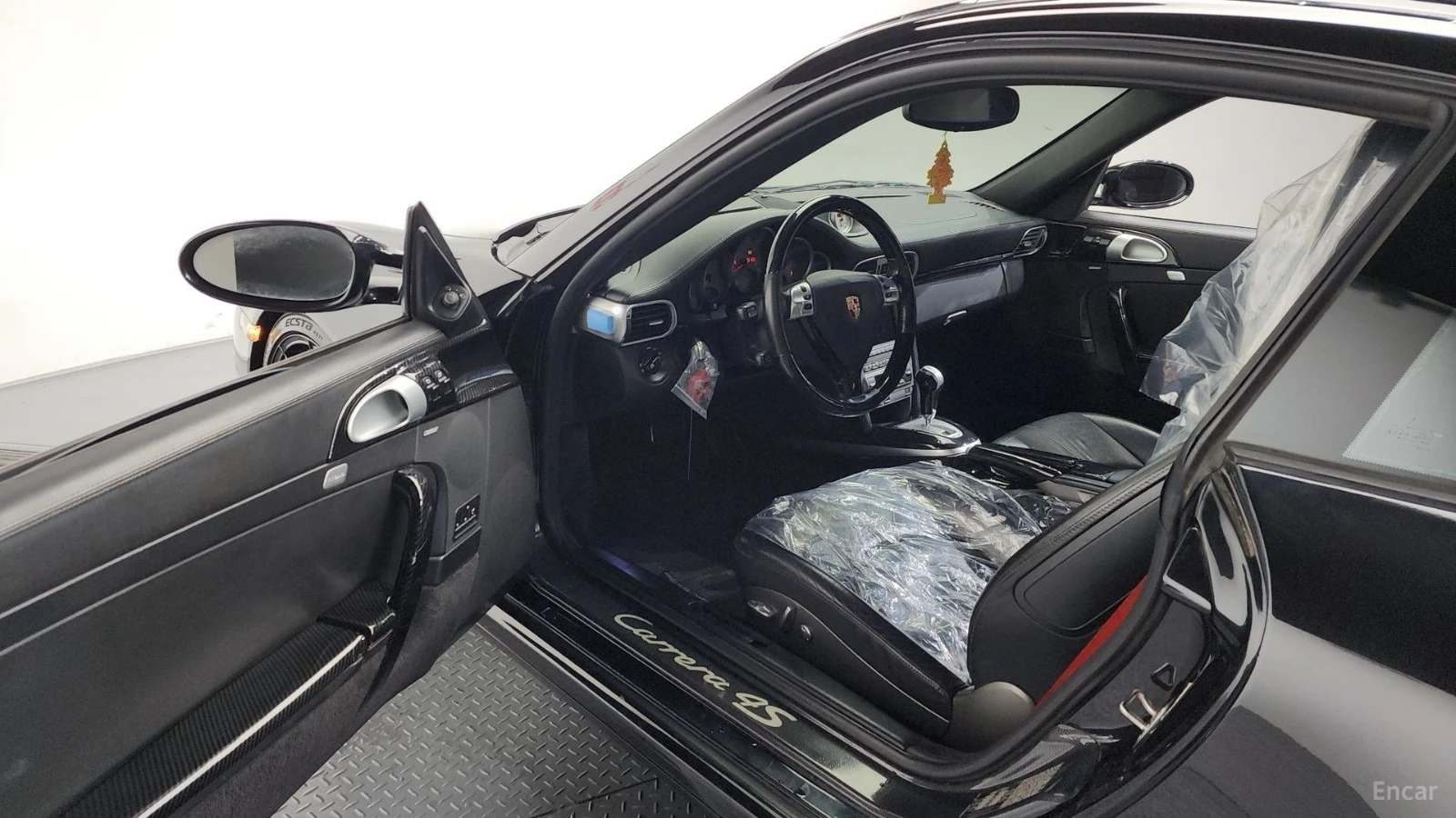 Porsche 911 Carrera 4S* BOSE* ПОДГРЕВ* ШИБИДАХ* CARBON* , снимка 10 - Автомобили и джипове - 55476958