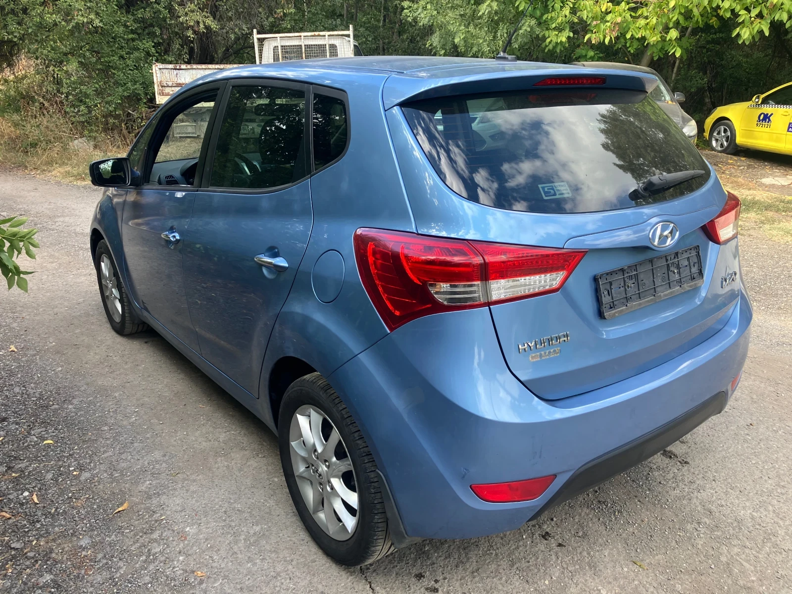 Hyundai Ix20 1.6/Отлична, снимка 4 - Автомобили и джипове - 56198355