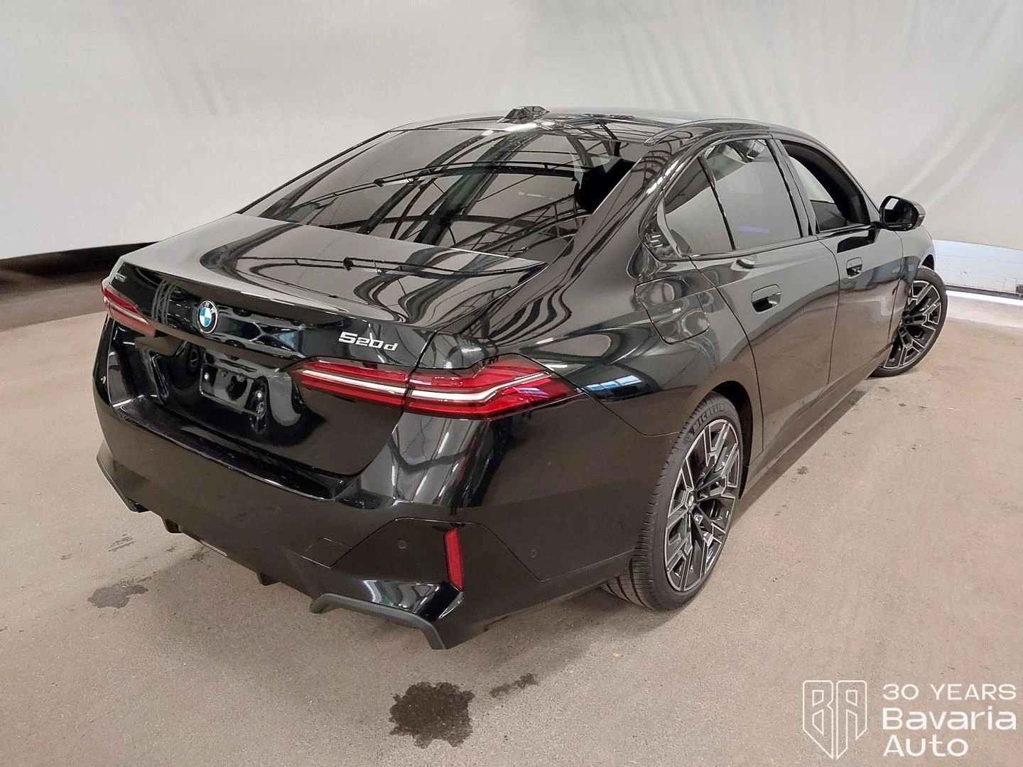 BMW 520 d xDrive Steptronic, снимка 3 - Автомобили и джипове - 56540895