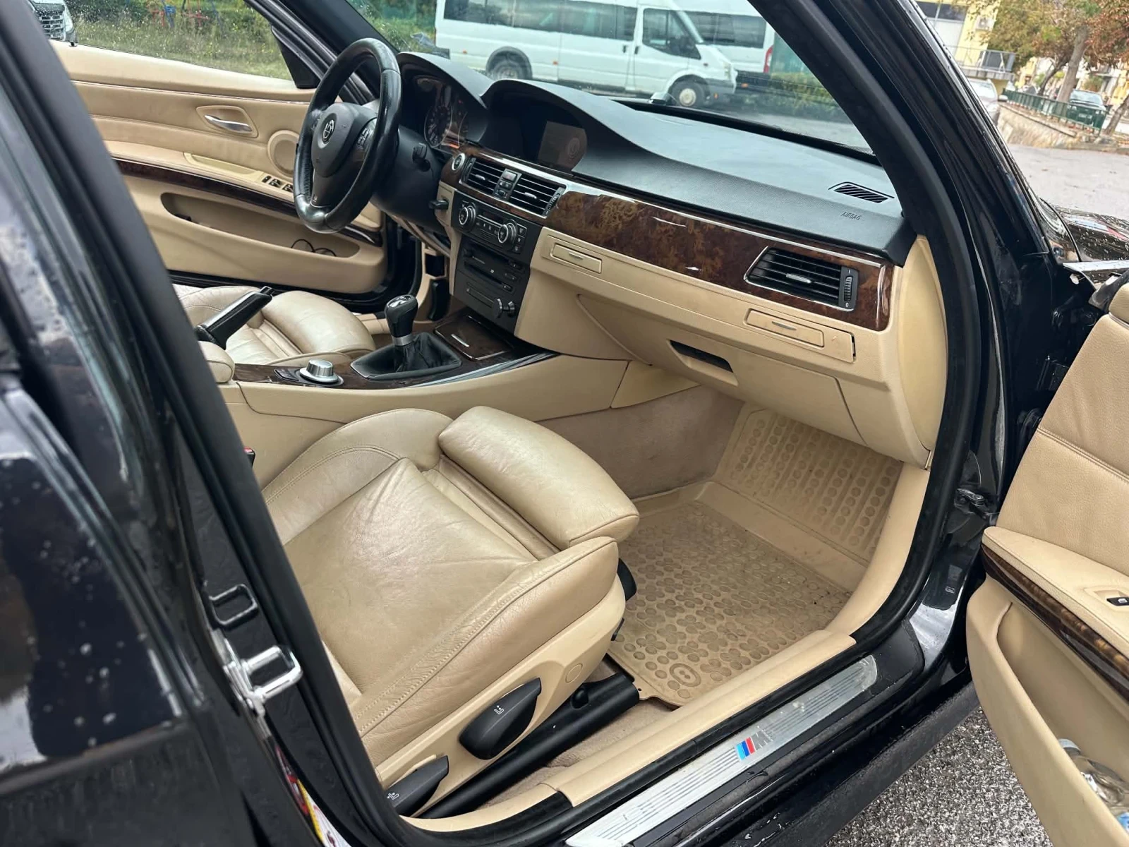 BMW 330 Е91  M57, снимка 6 - Автомобили и джипове - 56615191