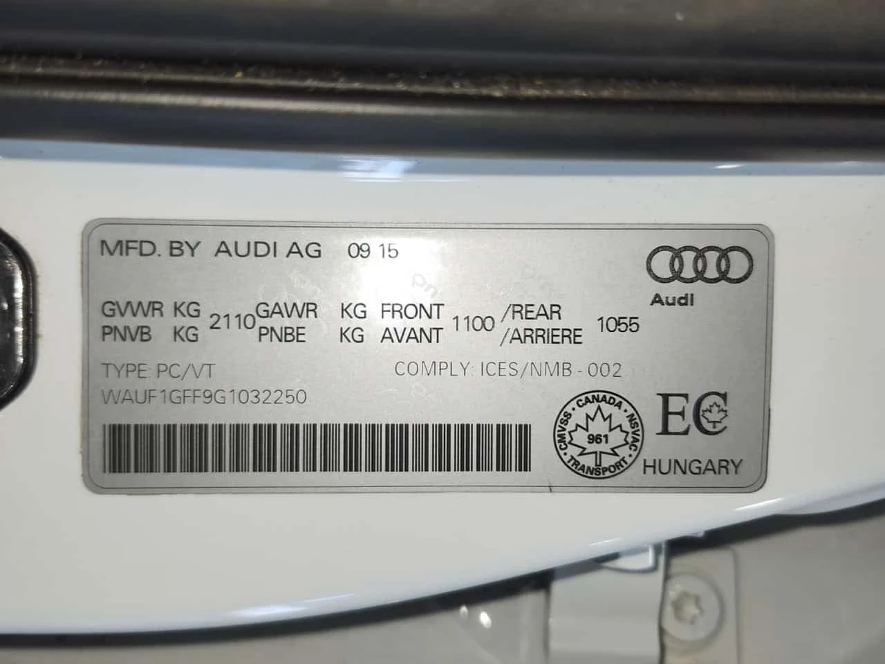 Audi S3 * 2.0T TECHNIK * BLIND SPOT * ПОДГРЕВ * , снимка 16 - Автомобили и джипове - 56652635