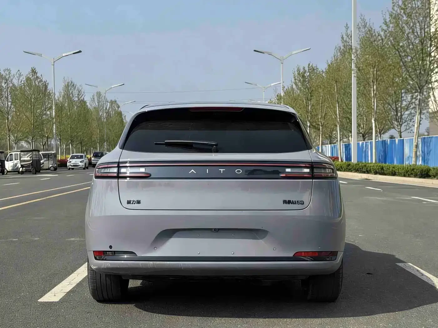 AITO 5 M5* ULTRA* RWD* DISTRONIC* 360 КАМЕРИ* КРАЙНА ЦЕНА, снимка 5 - Автомобили и джипове - 56658310