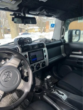Toyota Fj cruiser CARFAX /CarPlay Android Auto, LED off road lights, снимка 7