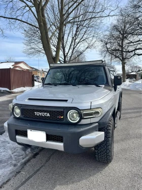 Toyota Fj cruiser CARFAX /CarPlay Android Auto, LED off road lights - 15000 € / 29337.45 лв. - 93132335 2