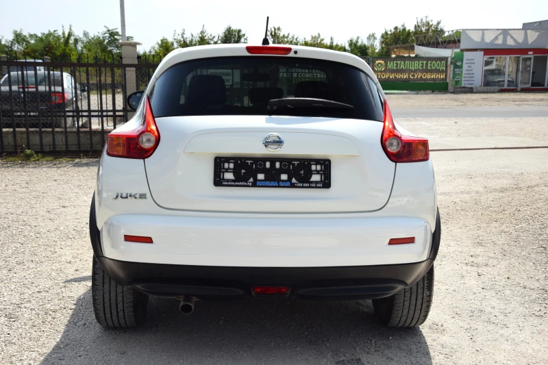 Nissan Juke 1.6i, снимка 6 - Автомобили и джипове - 47151572