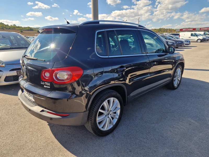 VW Tiguan 2.0 TDI 4Motion Навигация!, снимка 4 - Автомобили и джипове - 47366066