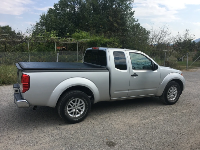 Nissan Frontier 2.5, снимка 4 - Автомобили и джипове - 48260164