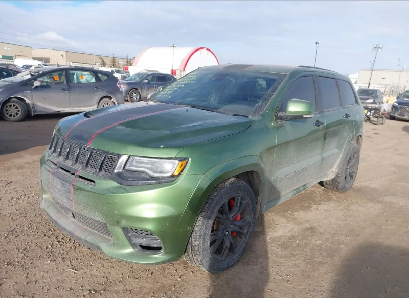 Jeep Grand cherokee SRT* DISTRONIC* PANO* ОБДУХ* HEADUP* KEYLESS* , снимка 1 - Автомобили и джипове - 49249717