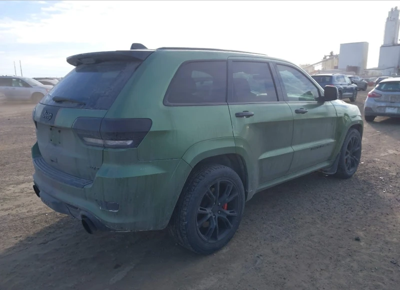 Jeep Grand cherokee SRT* DISTRONIC* PANO* ОБДУХ* HEADUP* KEYLESS* , снимка 6 - Автомобили и джипове - 49249717