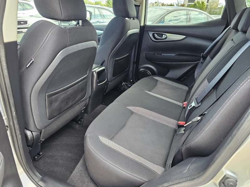 Nissan Qashqai 1.6dCi, 130к.с., Автоматик, Tekna, 150000км.!, снимка 10 - Автомобили и джипове - 51827479