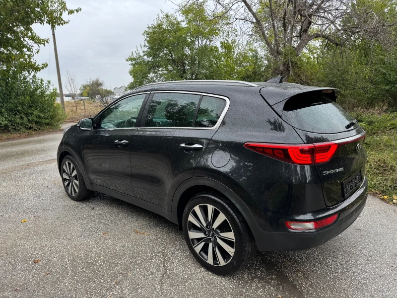 Kia Sportage 2.0D 4x4 КОЖА НАВИ 2-КЛЮЧА КАМЕРА 197Х.КМ ПАНОРАМА, снимка 3 - Автомобили и джипове - 51990925