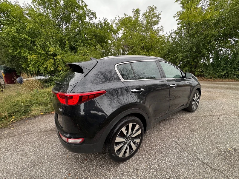 Kia Sportage 2.0D 4x4 КОЖА НАВИ 2-КЛЮЧА КАМЕРА 197Х.КМ ПАНОРАМА, снимка 5 - Автомобили и джипове - 51990925