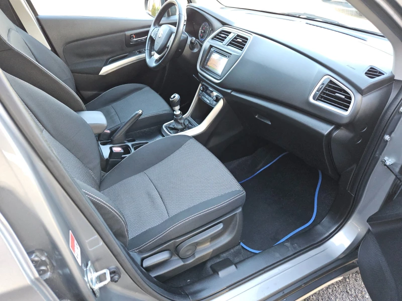 Suzuki SX4 S-Cross 1.6D/4X4/BLACK FRIDAY/CARPLAY/ACC/NAVI/БЛУТУT/EU5B, снимка 13 - Автомобили и джипове - 52503242