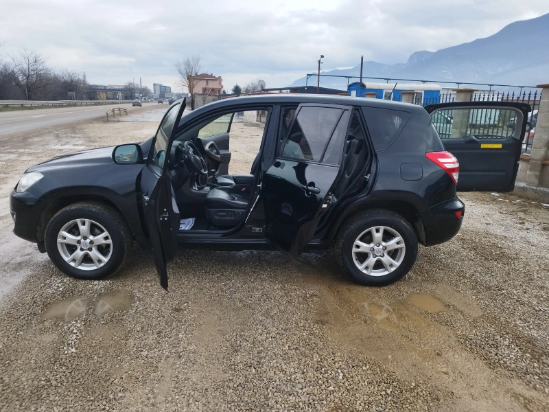 Toyota Rav4 2.2 D4D 150kc 4x4, снимка 7 - Автомобили и джипове - 53393565