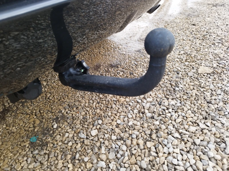 Toyota Rav4 2.2 D4D 150kc 4x4, снимка 17 - Автомобили и джипове - 53393565