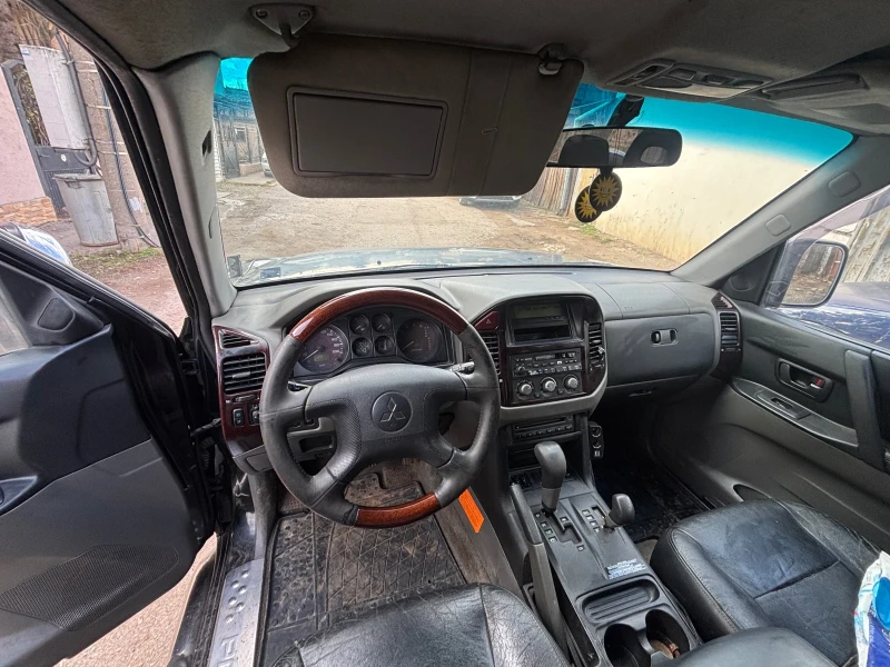 Mitsubishi Pajero, снимка 6 - Автомобили и джипове - 53441267