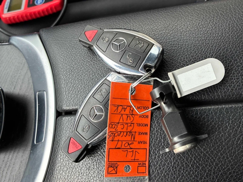 Mercedes-Benz GLC 300 4MATIC * 360 КАМЕРА* ПОДГРЕВИ* ПАНОРАМА* ДВА КЛЮЧА, снимка 12 - Автомобили и джипове - 53567331