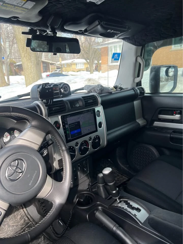 Toyota Fj cruiser CARFAX /CarPlay Android Auto, LED off road lights - изображение 7