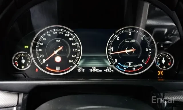 BMW X5 30D * M SPORT * HUD * 2018 * 360 * БЕЗ ИНЦИДЕНТИ, снимка 6 - Автомобили и джипове - 56116320