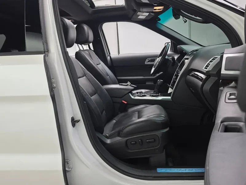 Ford Explorer 3.5 AWD - САМО 30% АВАНС, снимка 11 - Автомобили и джипове - 56368584