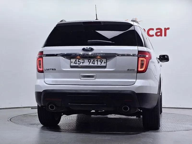Ford Explorer 3.5 AWD - САМО 30% АВАНС, снимка 4 - Автомобили и джипове - 56368584