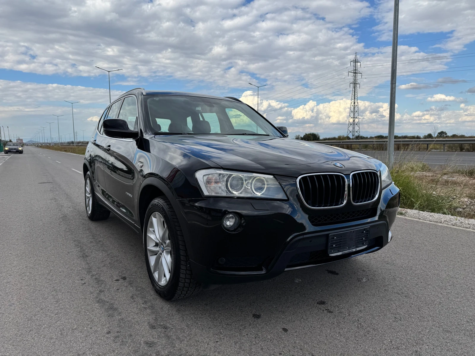 BMW X3 Нави/кожа/автомат/4х4 - изображение 3