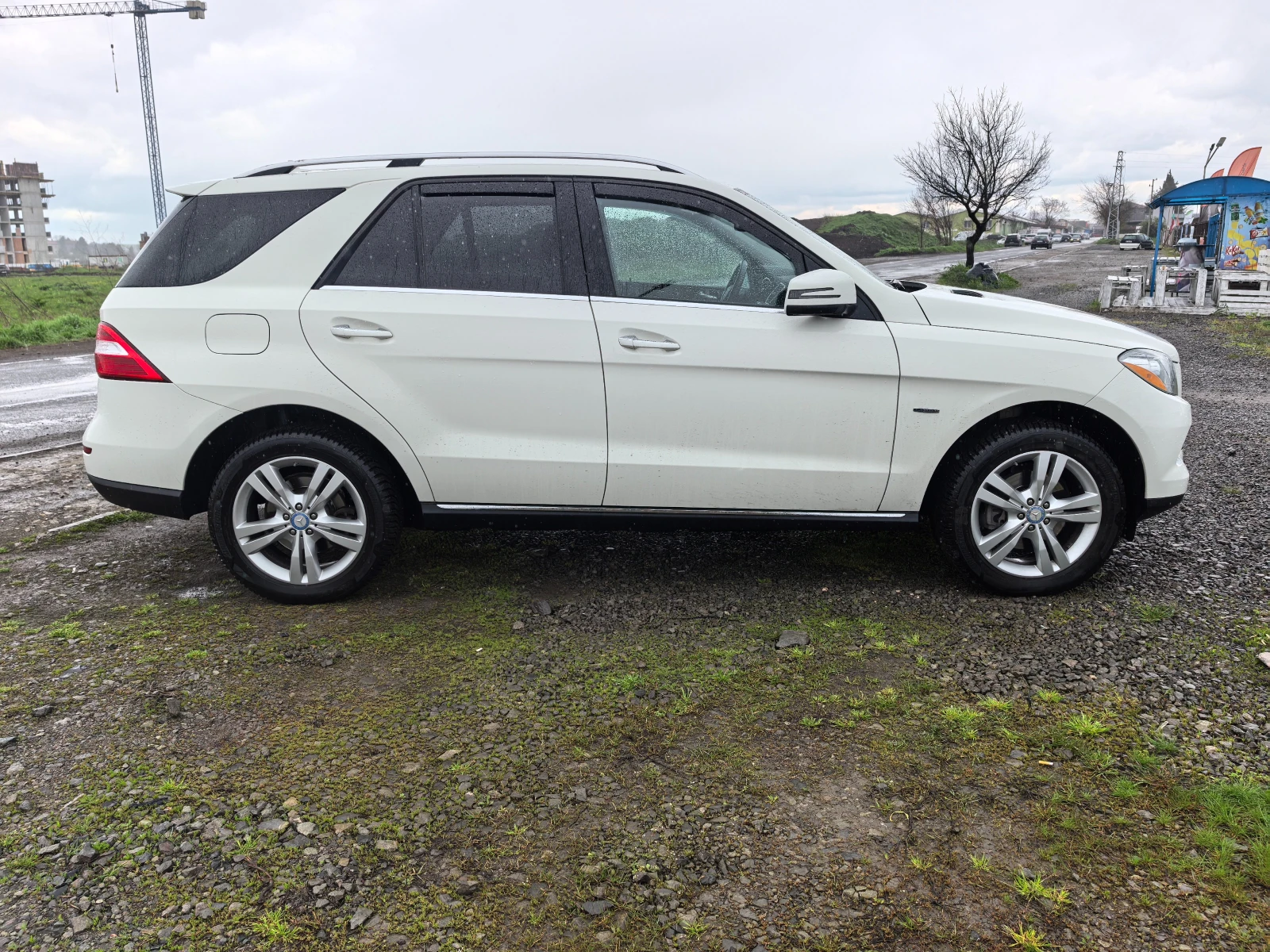 Mercedes-Benz ML 350 4MATIC, снимка 4 - Автомобили и джипове - 54196048