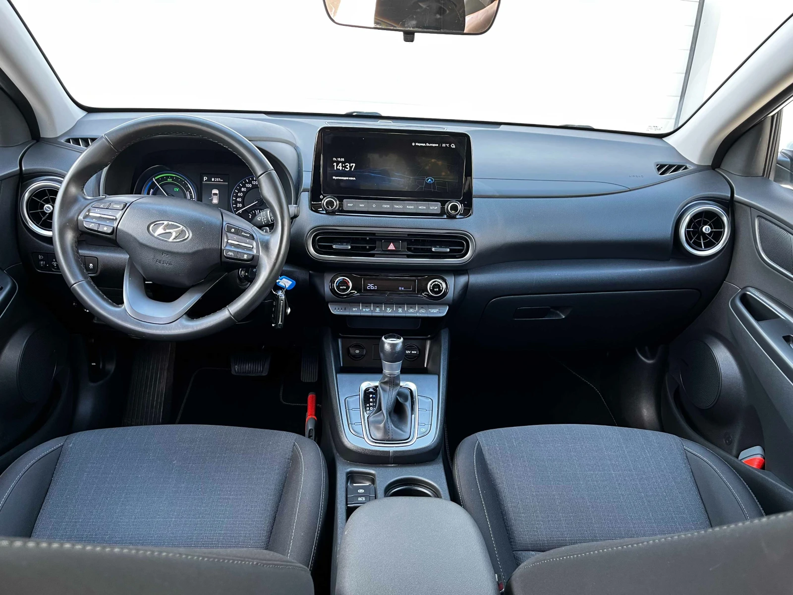 Hyundai Kona 1.6 Hybrid, бензин, автоматик  2022г., снимка 8 - Автомобили и джипове - 54315020