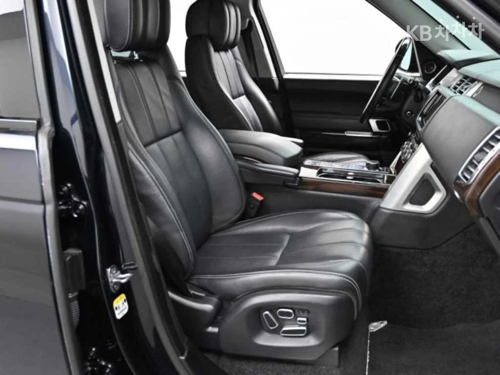 Land Rover Range rover, снимка 10 - Автомобили и джипове - 54767989
