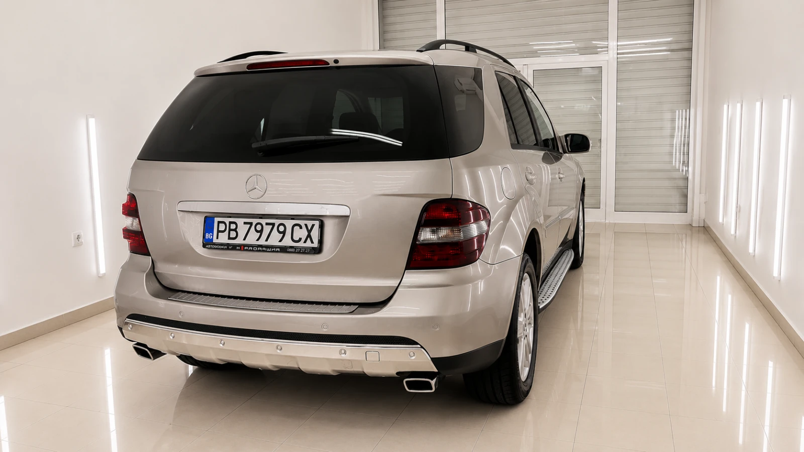 Mercedes-Benz ML 280 3.0 CDI 4 MATIC , снимка 6 - Автомобили и джипове - 55009439