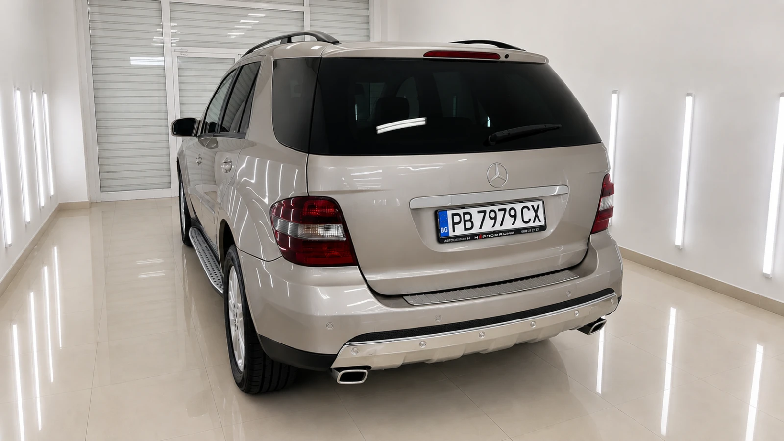 Mercedes-Benz ML 280 3.0 CDI 4 MATIC , снимка 5 - Автомобили и джипове - 55009439