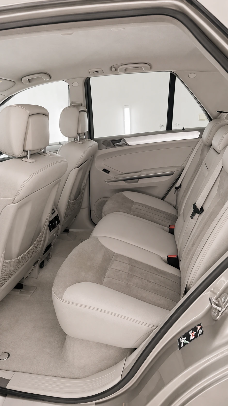 Mercedes-Benz ML 280 3.0 CDI 4 MATIC , снимка 9 - Автомобили и джипове - 55009439
