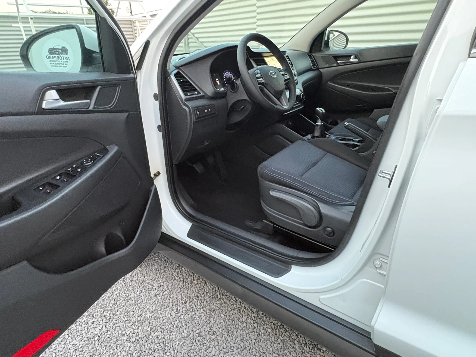 Hyundai Tucson 1.7D-NAVI-ПАНОРАМА-ПОДГРЕВ, снимка 11 - Автомобили и джипове - 55327714