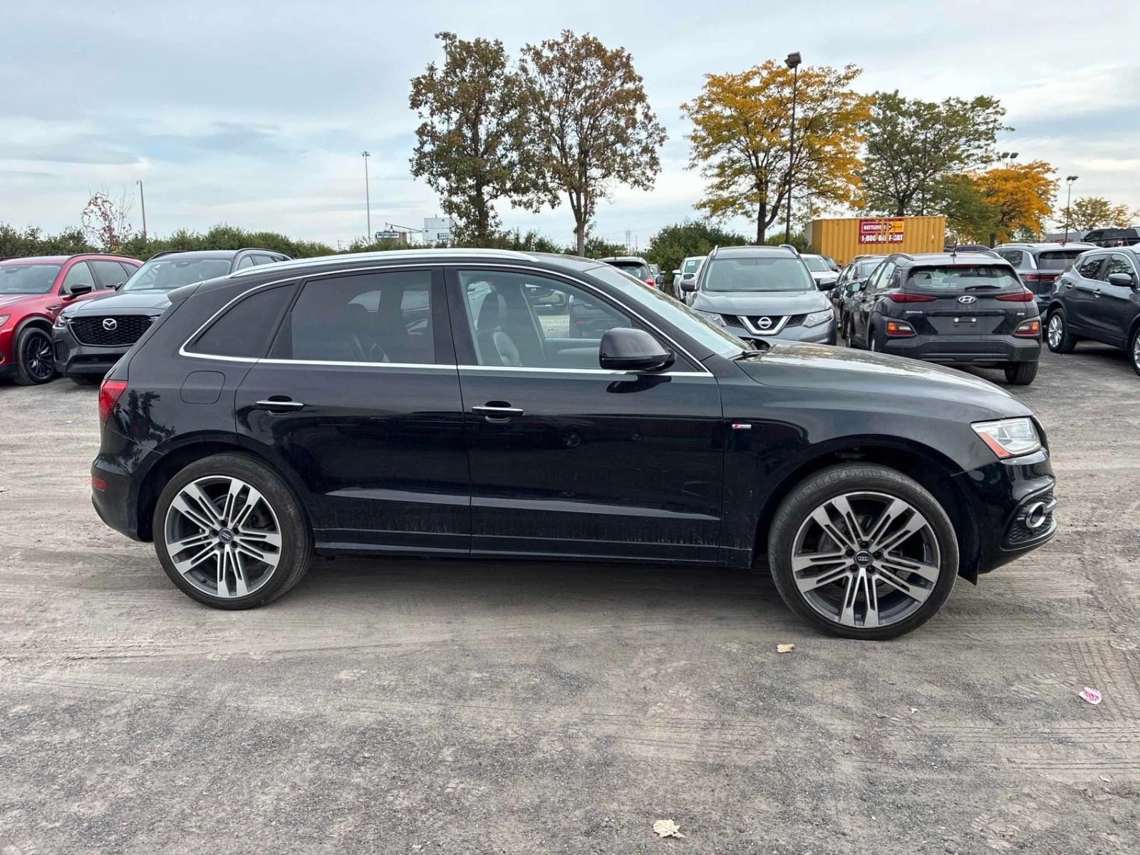 Audi Q5 2.0T * Progressiv * АвтоКредит * (ЦЕНА ДО БГ), снимка 4 - Автомобили и джипове - 56328365