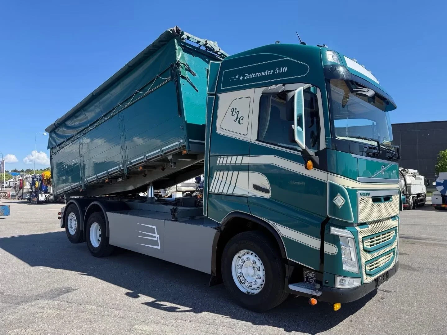 Volvo F12 Зърновоз