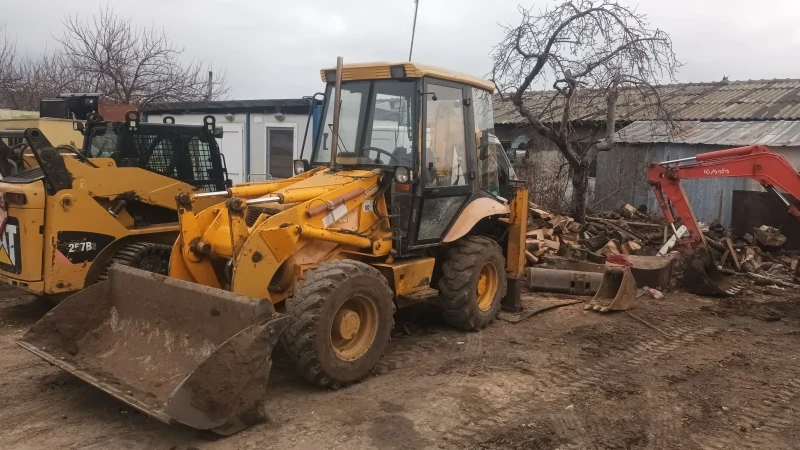 Багер JCB JCB 2CX, снимка 2 - Индустриална техника - 48773311