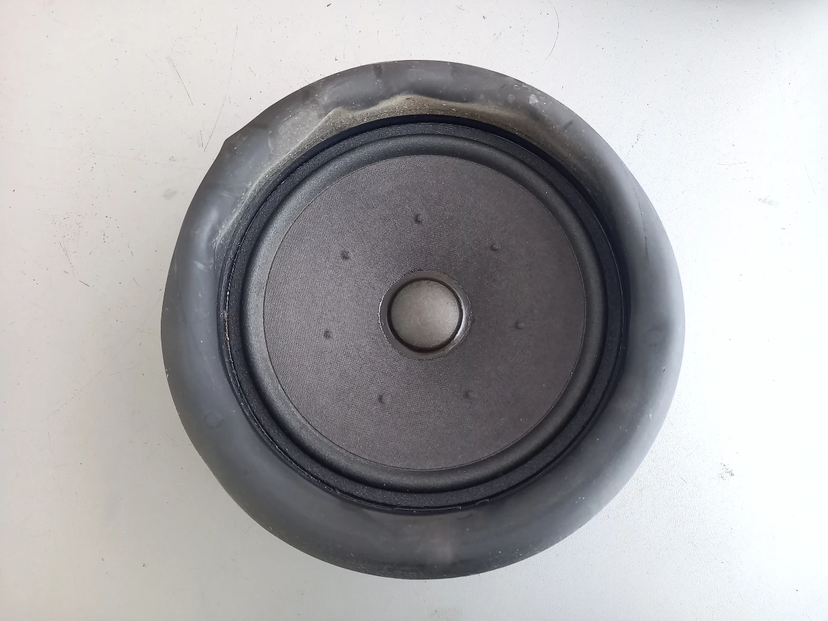      4,  () | Mobile.bg   1