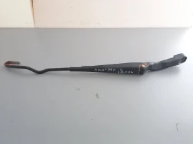 Рамо чистачка ляво Фолксваген Пасат 1.8Б 