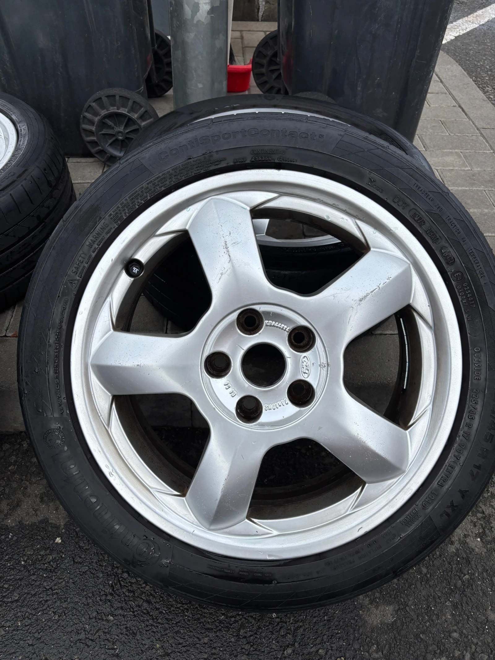 ���� � ������ 225/45R17 �� Ford Galaxy | Mobile.bg � ����������� 2