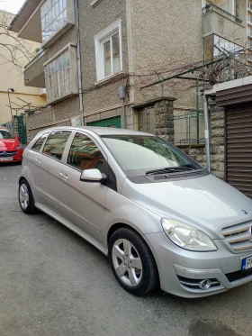 Mercedes-Benz B 200, снимка 1